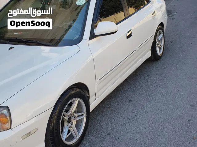 2005 هيونداي افانتي SE