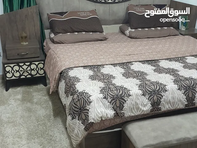 موجود غرفة نوم للبيع للتواصل علي الرقم
