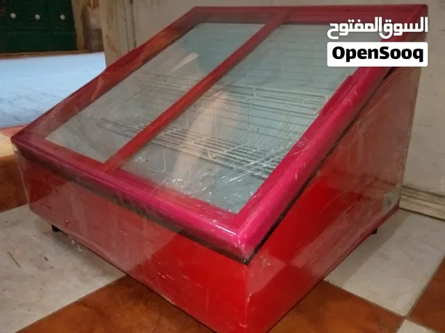 ثلاجة عرض مستورده كيتكات صنع في تايلاند ميني بار او ستاند بحالة الزيرو وماتحطش فيها مفك