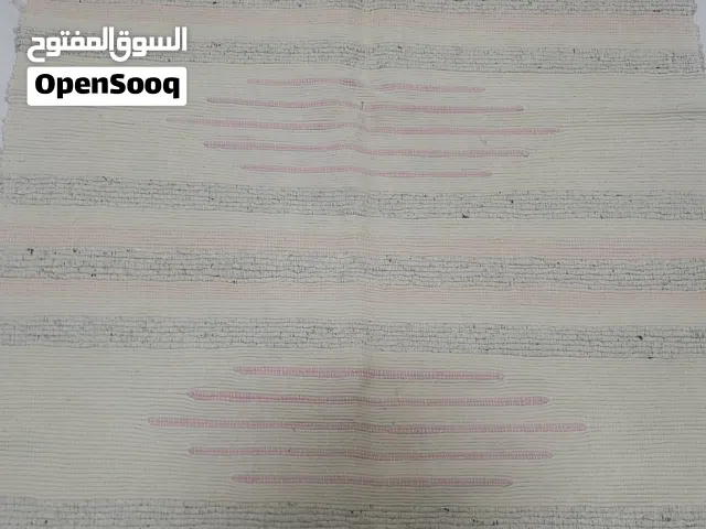 4 سجادات استعمال خفيف