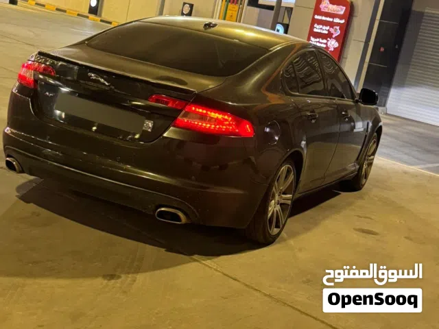 2011 جاكوار XF Luxury