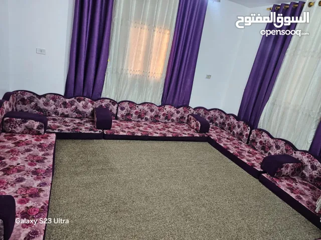 طقم فرشات مستعمل بس كويس مش مهتري طقم مغري