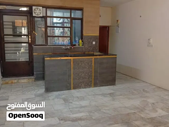 100 m2 1 Bedroom Apartments for Rent in Baghdad University