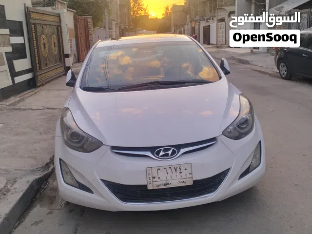 2015 هيونداي النترا Limited