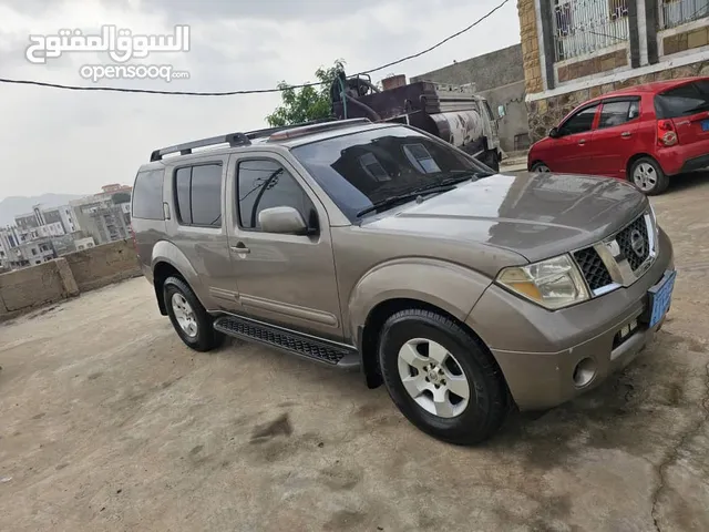 Used Nissan Pathfinder in Taiz