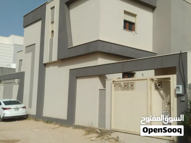 منزل للإيجار تاجوراء أربع شوارع الكهرباء بجوار مدرسة الصحابه للتواصل علي رقم في الوصف