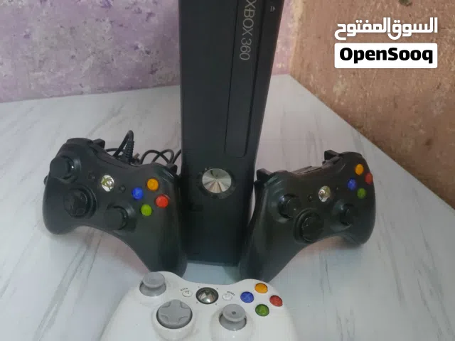 مستعمل نظافة 90% Xbox 360 السعر 140الف و بي مجال جوستك عدد 3 و بي اكثر من 40لعبة