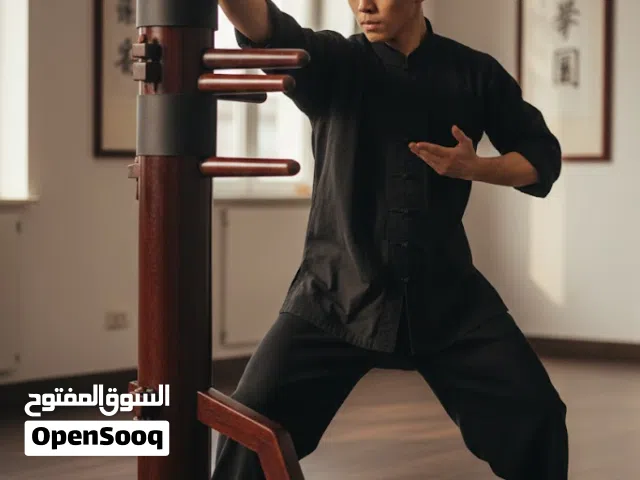ستاند دمية الخشبية