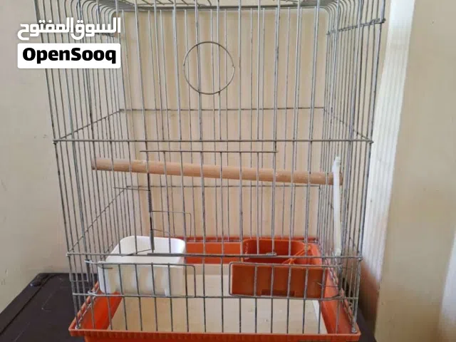 قفص ببغاء بحالة ممتازة
