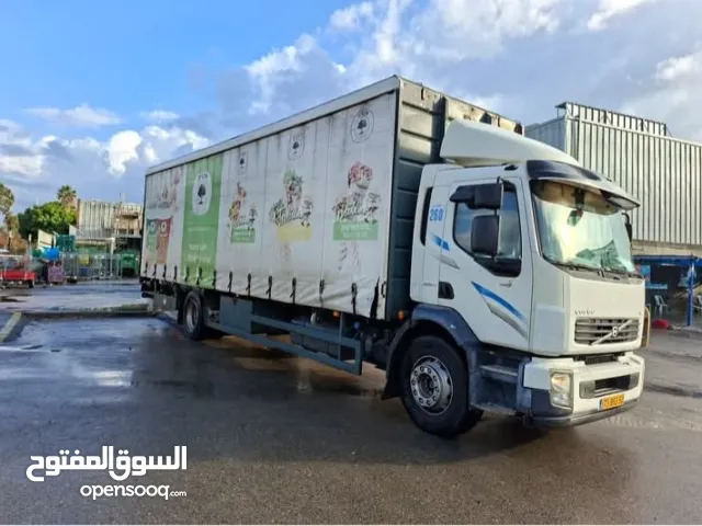 مطلوب فولفو او داف