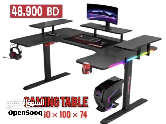 Gaming table طاولة ألعاب