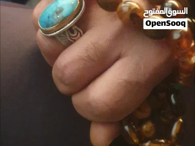 مجموعه خواتم وسبح كهرمان انتيك قديم وارد الكويت من المقتنيات الشخصيه والثمينه المهتم تواصل واتساب