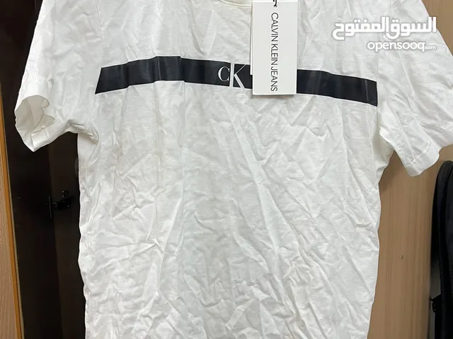 brand new calvin klein t shirt