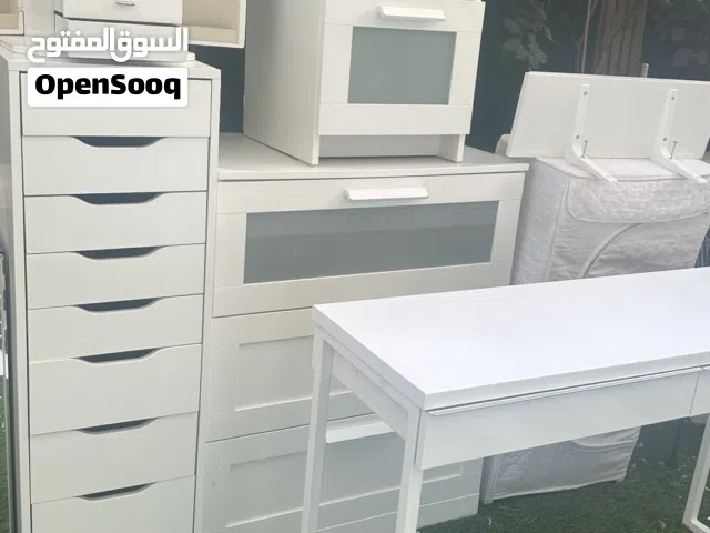 للبيع طلات وادراج من اكيا كلهم نظاف وشبه جدد