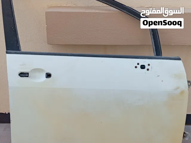 باب سيارة للبيع