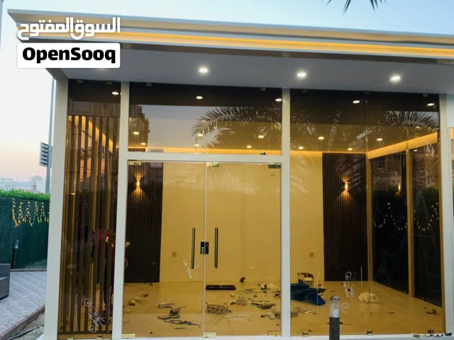 فني زجاج ومرايا تركيب جميع انواع الزجاج