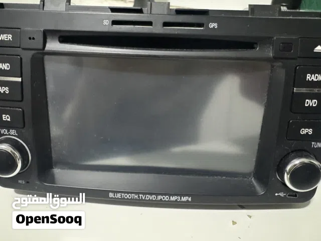 شاشة سيارة جديد غير مستعمل مناسبة لمعظم السيارات بسعر مميززز التواصل على الرقم بالوصف