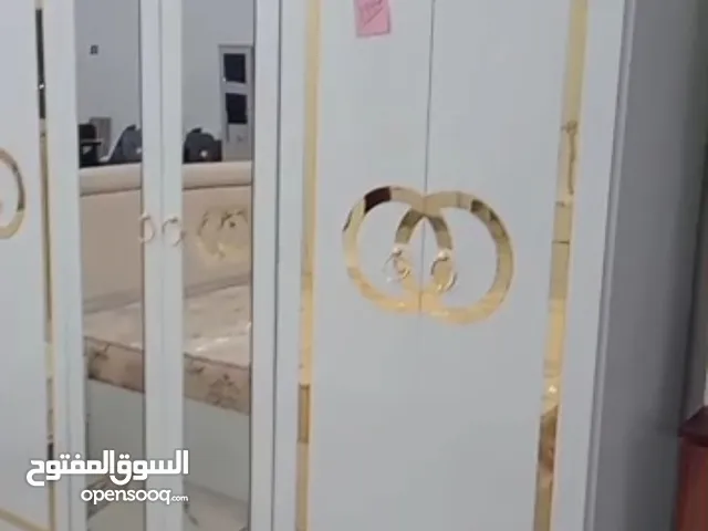 السلام عليكم يوجد غرف نوم للبيع تتكون من 5قطع سعر تخفيض ومفيش منه
