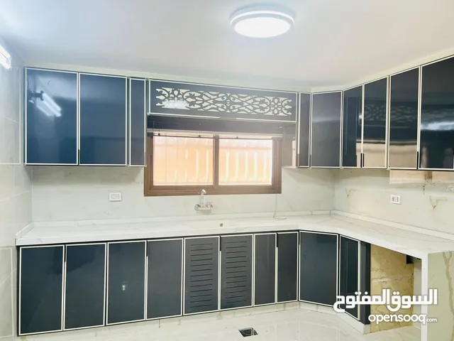 130 m2 3 Bedrooms Apartments for Rent in Jenin Downtown
