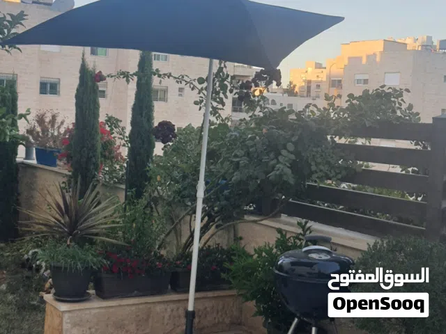 مظلة عدد 2 من ايكيا مع قاعدة واحدة