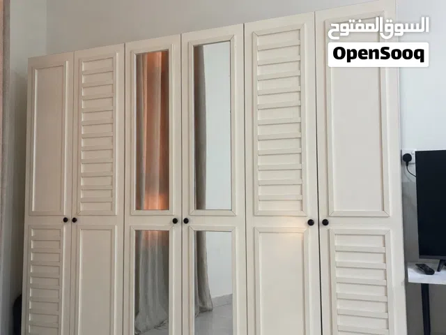 غرفه نوم MDF النوع الثقيل تتكون من 5 قطع كنتور 6 أبواب وسرير و ميز سرير وميز مرايه وميز مكتب السعر