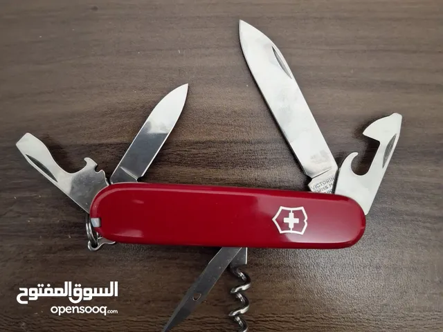 victorinox camper swiss army knife