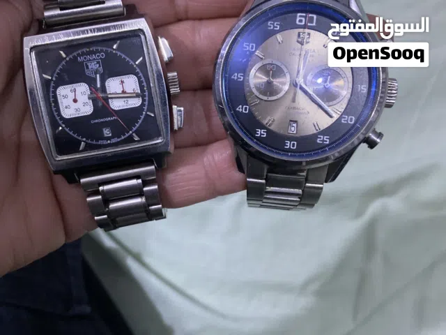 ساعتين تاك هيور دائرية ومربعة كبار الحجم