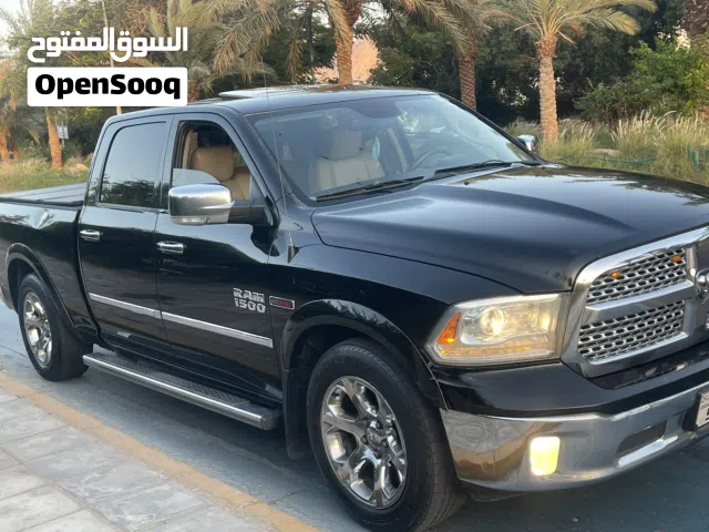 2014 دودج رام Laramie