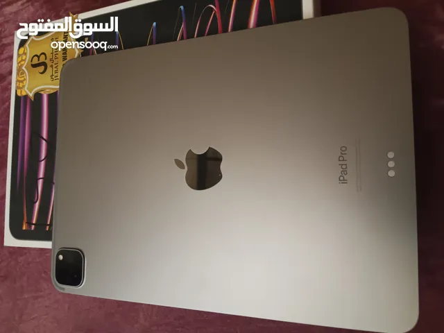 Apple iPad pro 5 128 GB in Baghdad