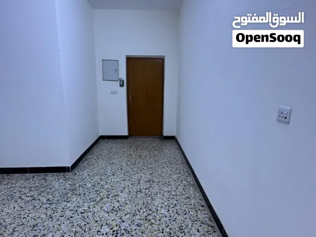 90 m2 1 Bedroom Apartments for Rent in Basra Muhandiseen