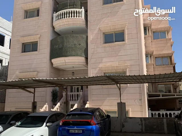750 m2 3 Bedrooms Apartments for Rent in Hawally Salwa