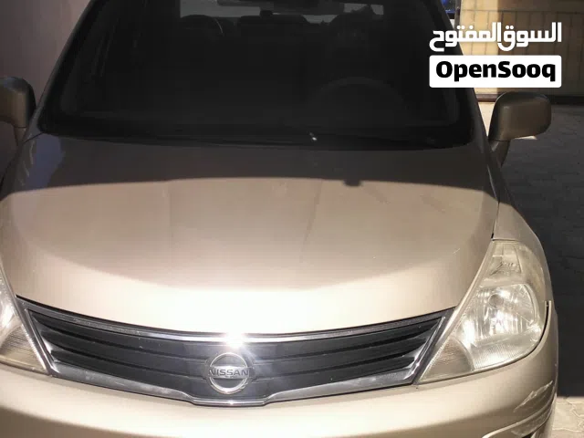 Nissan TIIDA 1.8 sedan