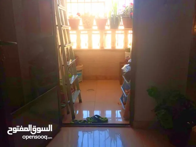 145 m2 3 Bedrooms Apartments for Sale in Amman Jabal Al Zohor