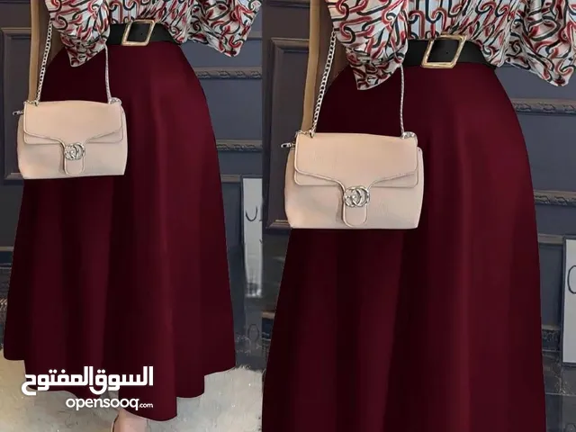 طقم اسكيرت وقميص راقي جدا فري سايز