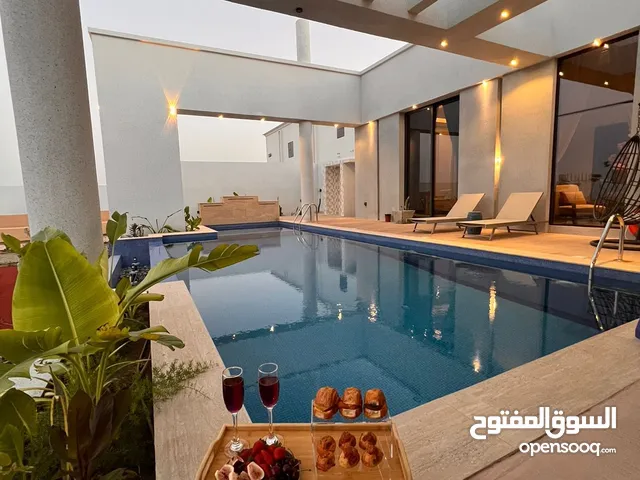 2 Bedrooms Chalet for Rent in Al Batinah Al Rumais