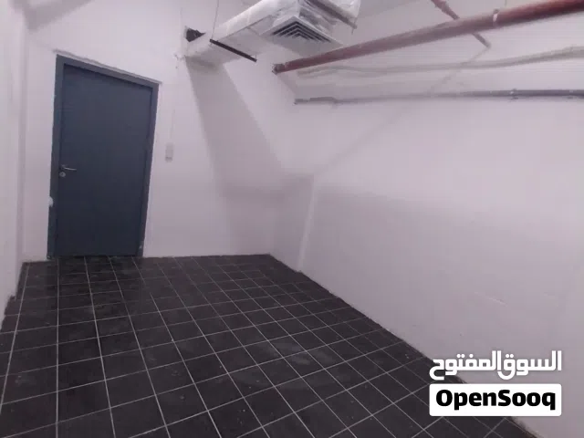 مخازن للايجار بحولي