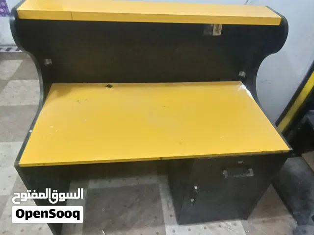 مكتب او ميز كاشير