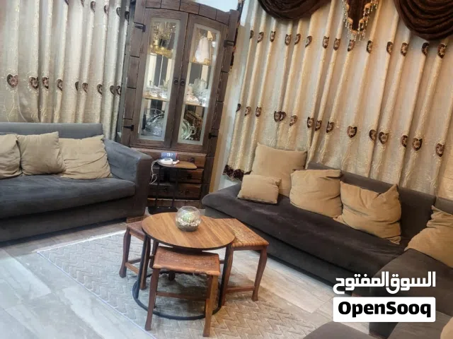طقم كنبايات كورنر مع ثنائية وبرادي 2
