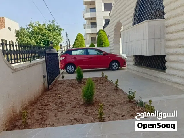 650 m2 More than 6 bedrooms Villa for Sale in Amman Deir Ghbar