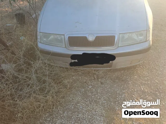 قطع شكو ا وكتافيا 2003