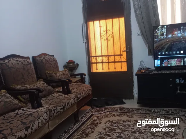 145 m2 5 Bedrooms Townhouse for Sale in Amman Daheit Al-Haj Hassan