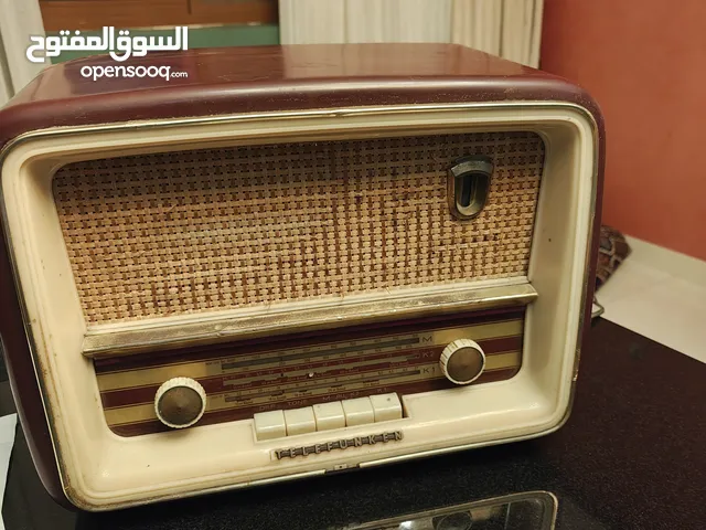 راديو تيليفونكن اتلانتا 7051w ، قديم جداً جداً