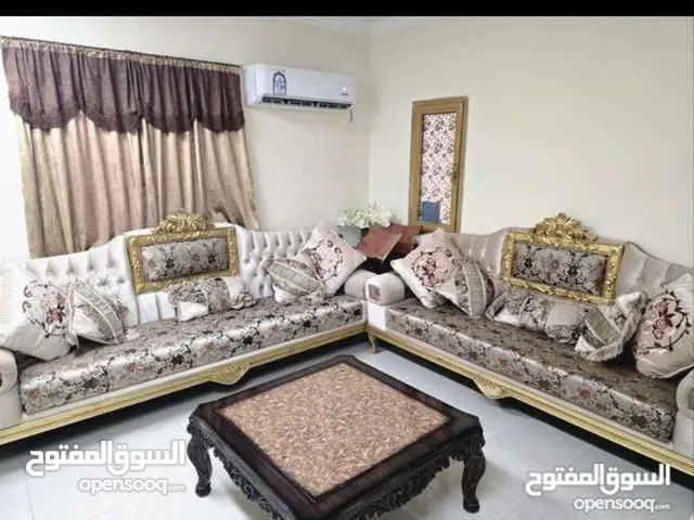 غرفة جلوس ملكي