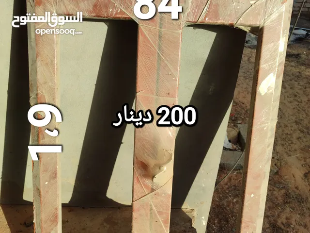 نوافذ الومنيوم وخشب وبي في سي