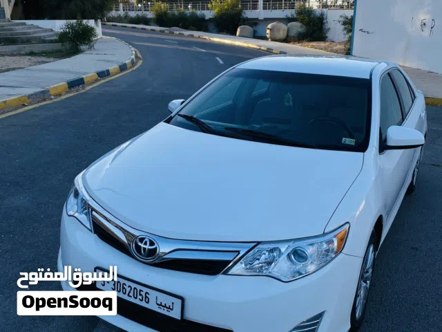 تيوتا كامري 2014