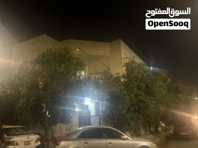 منزل طابقين للبيع ع شارعين