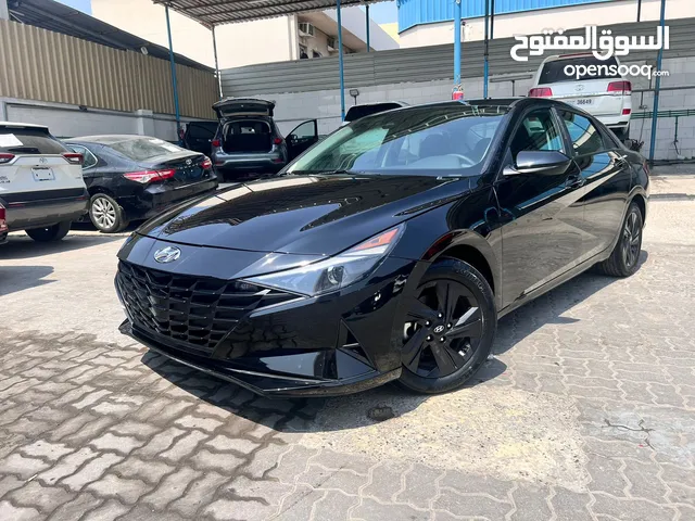 Sedan Hyundai in Sharjah