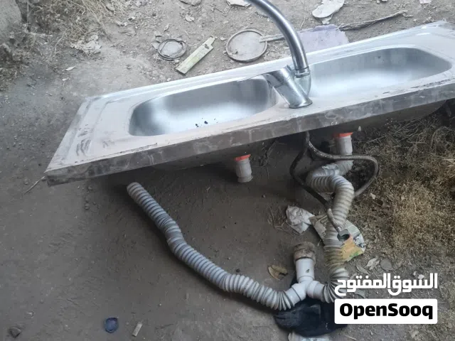مغسلة مطبخ مستعمله بحاله جيده  مع البطاريه