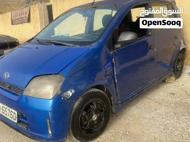 2004, دايهاتسو, شاريد