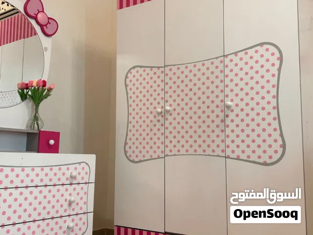 خزانة ملابس